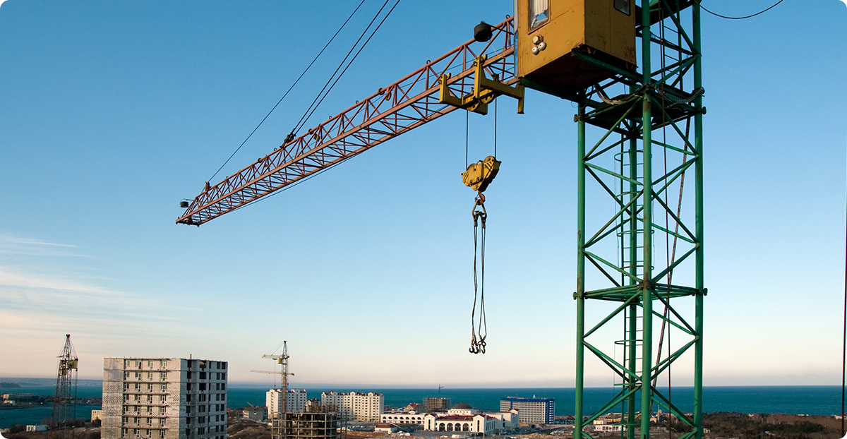 Máquinas de elevação e construção